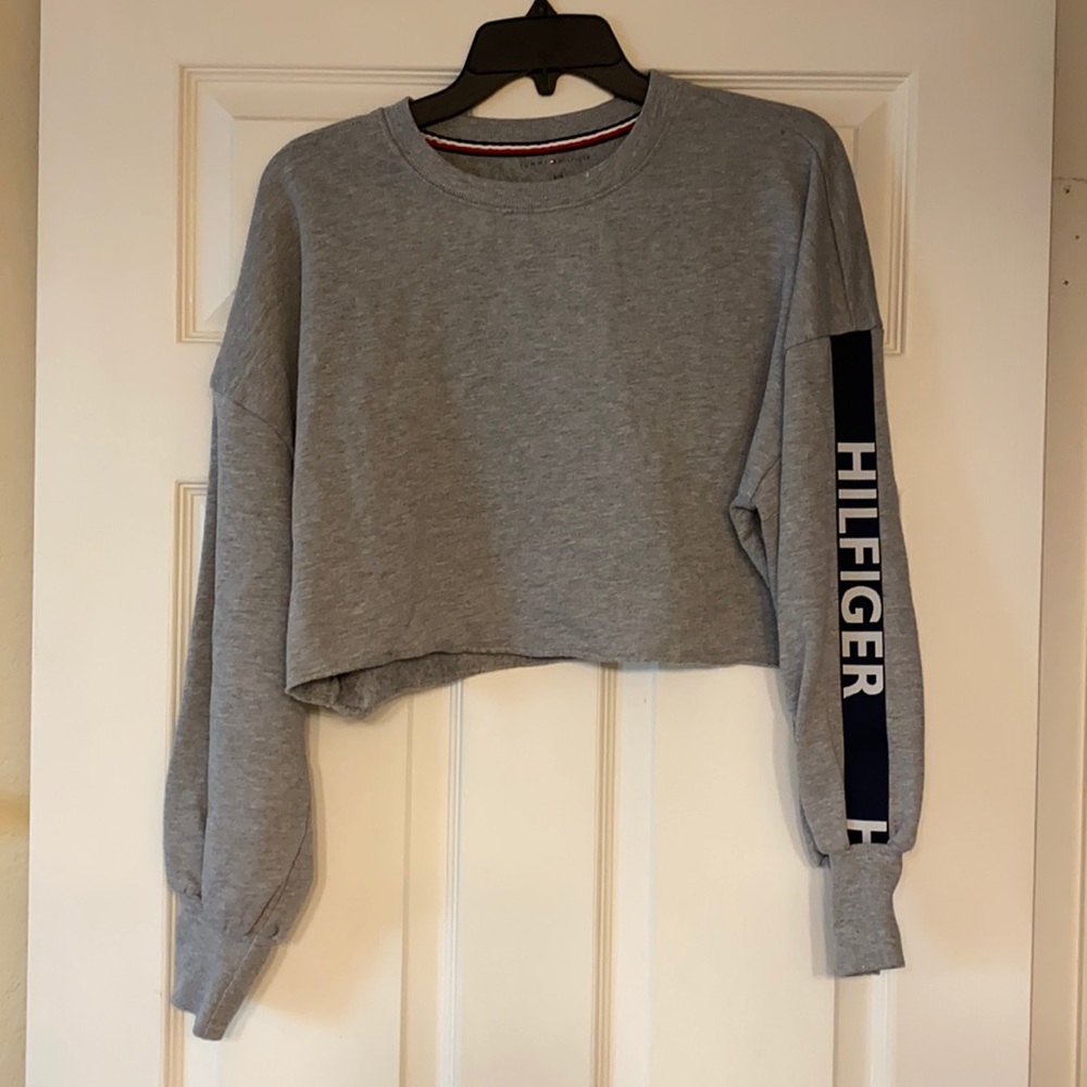 Tommy Hilfiger cropped sweatshirt